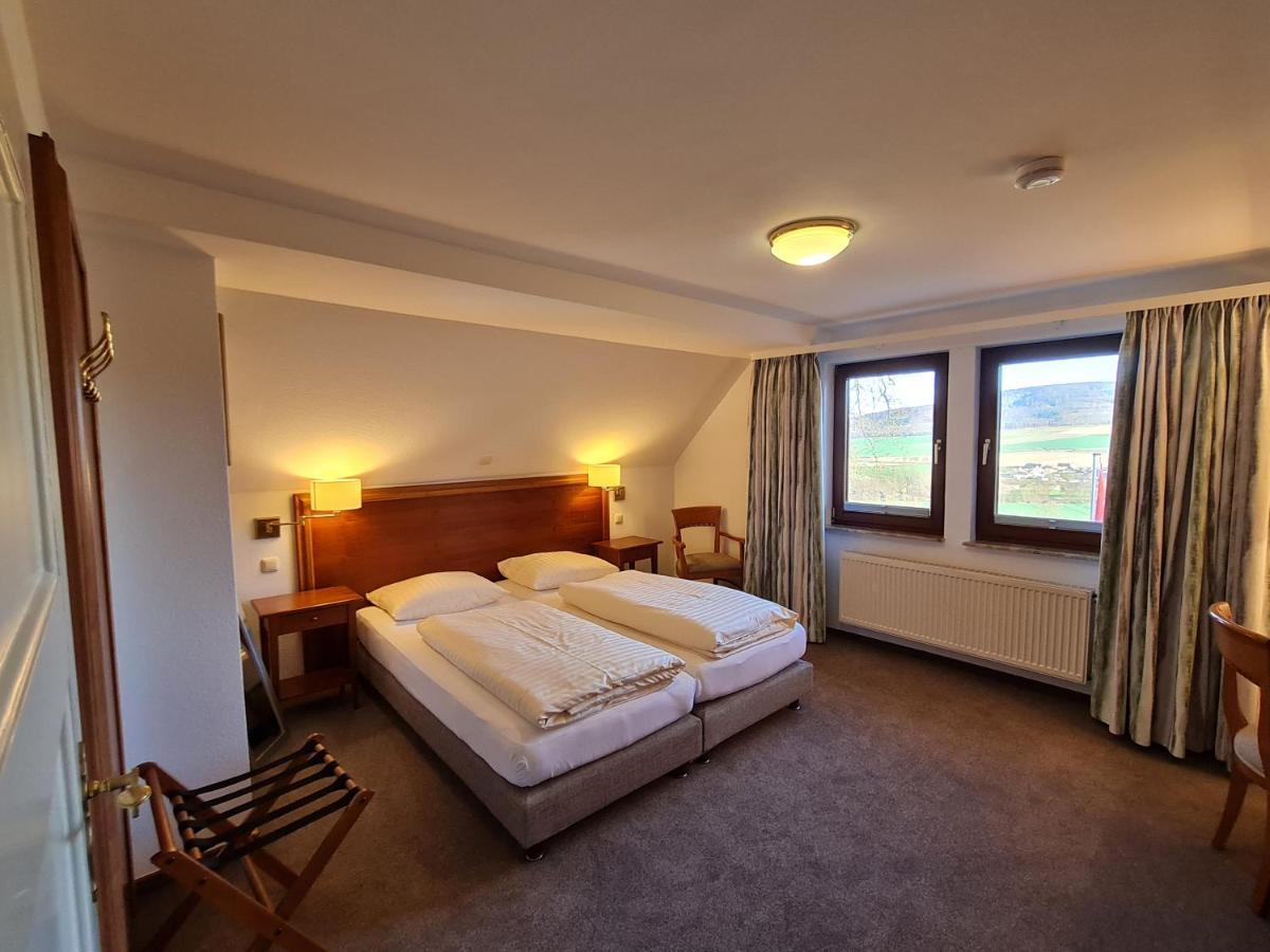 Hotel Waldquelle - Baumhaushotel アエルツェン エクステリア 写真
